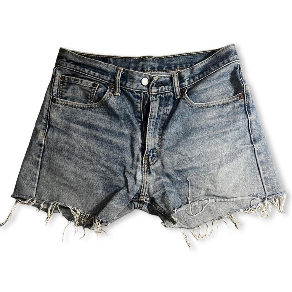Levis 505 light wash jean shorts